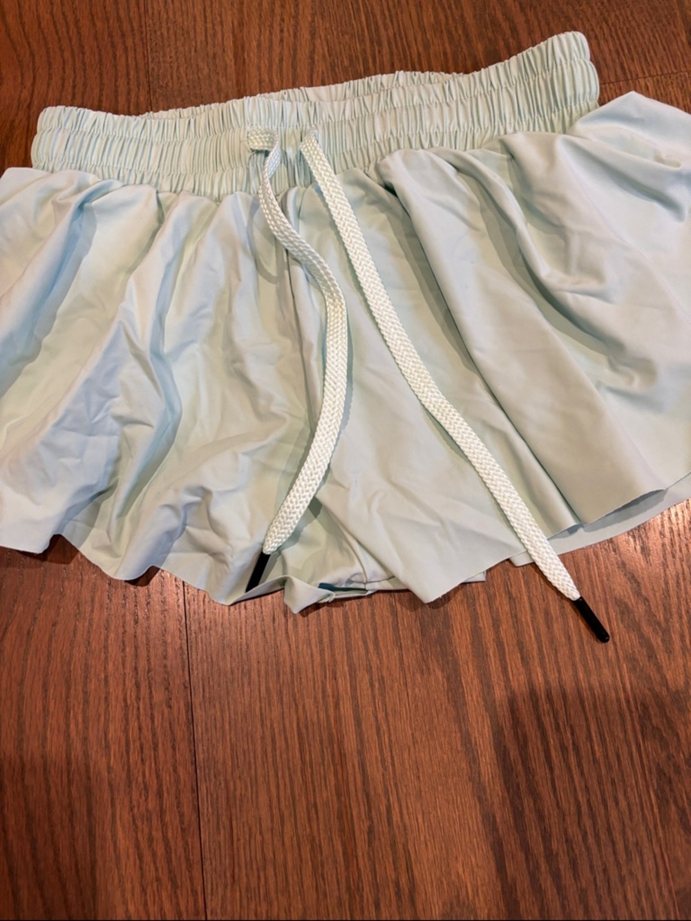 Light Mint and Cream Women's Elastic Waist Skorts